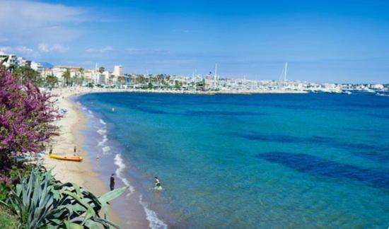 Spacieux Studio A Golfe Juan 2 Minutes Des Plages Валлоріс Екстер'єр фото